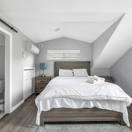 Stylish Dual Bedroom Suite In Van West Vancouver Eksteriør bilde