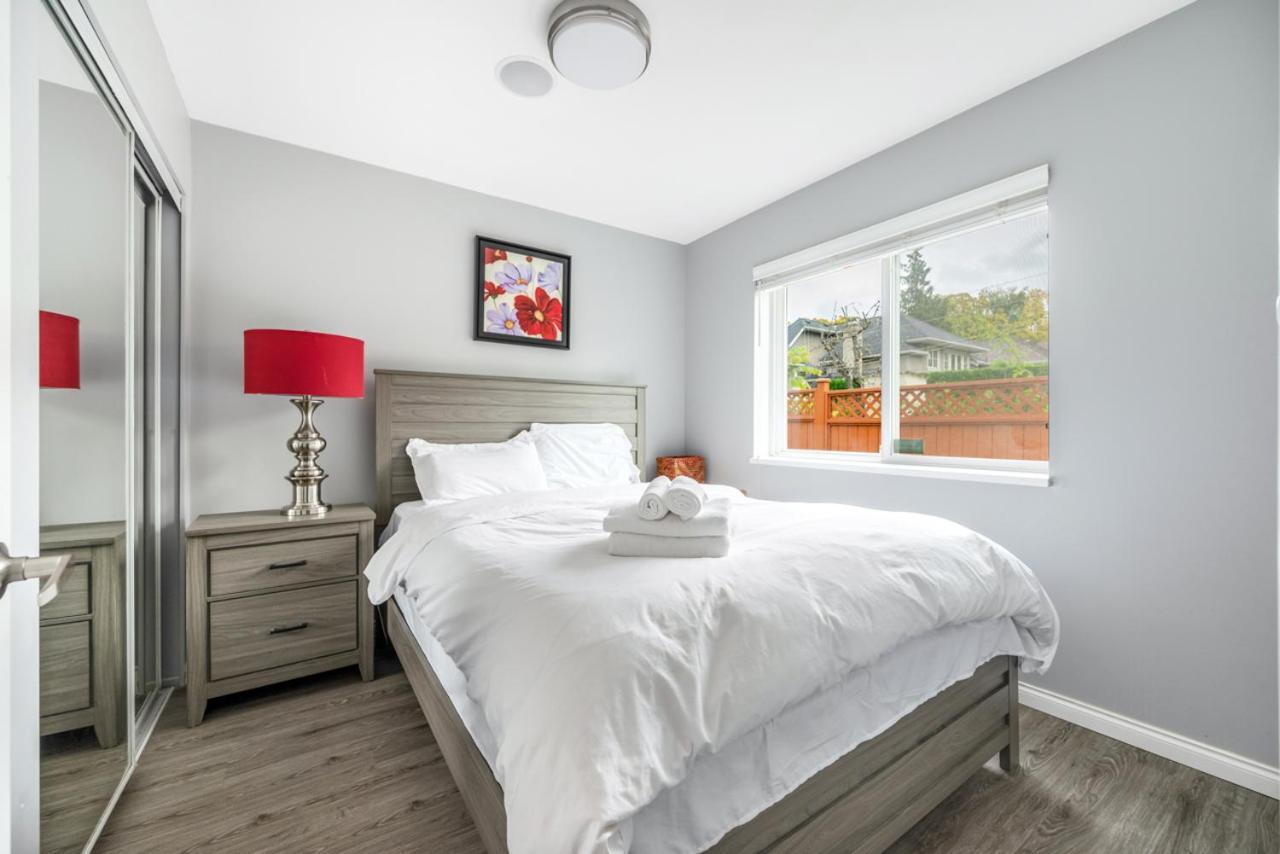 Stylish Dual Bedroom Suite In Van West Vancouver Eksteriør bilde