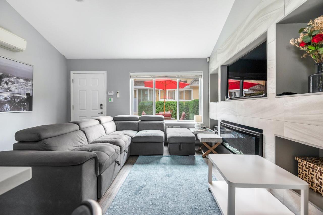 Stylish Dual Bedroom Suite In Van West Vancouver Eksteriør bilde