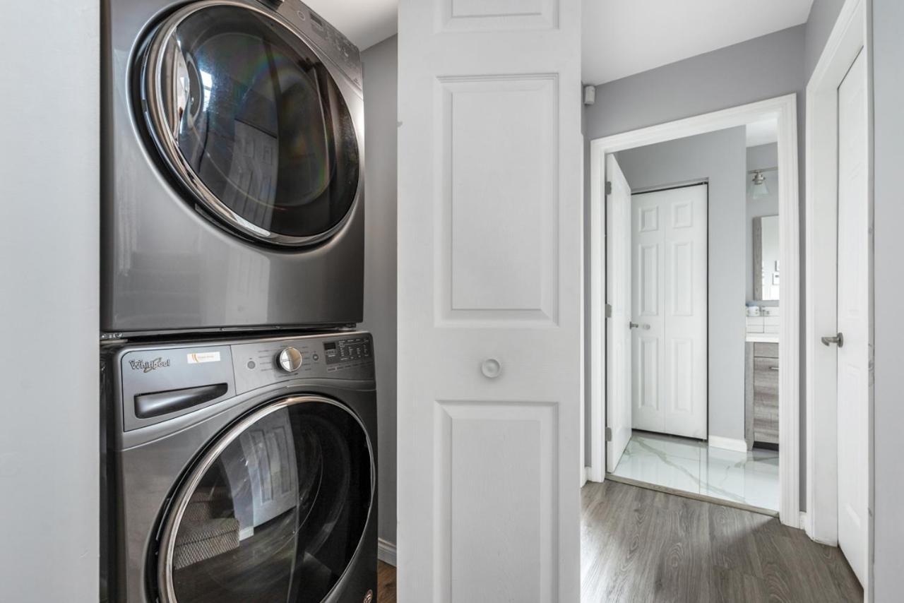 Stylish Dual Bedroom Suite In Van West Vancouver Eksteriør bilde